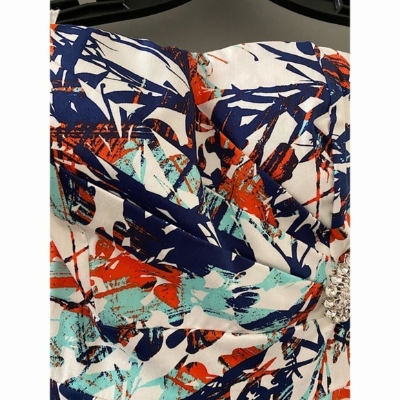 STRAPLESS Printed Dress - Picture 4 of 7